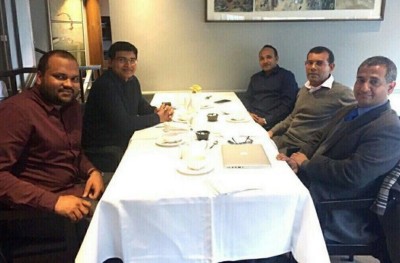 ބޭރުގައި އުޅުއްވާކަށް ފަސޭހައެއް ނޫން، އެކަމަކު މަޖުބޫރު!