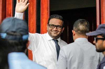 އަދީބުގެ ދެ ޝަރީއަތެއް ކެންސަލްކޮށްފި