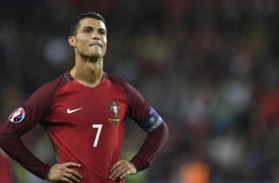 ރޮނާލްޑޯ ރަނުގެ ފުރުސަތު ނަގާލިއިރު ޕޯޗުގަލް އަނެއްކާ ވެސް އެއްވަރު