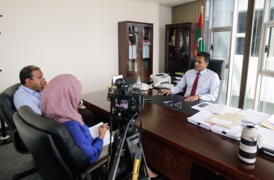 އަމުރު ހޯދަން އުނދަގޫވިޔަސް ބަދުނާމުން ސަލާމަތްވާނެ: އުމަރު