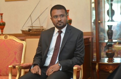މުހުތާޒްގެ ހޫނު ރައްދެއް ގާޒީ ބާރީއަށް: މުޅި ގައުމު ހަލާކުރަނީ ތި ބޭފުޅުން!