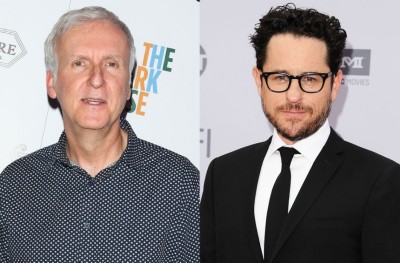 ޖޭމްސް ކެމަރަން ޖޭޖޭ އަބްރަމްސް އަށް ފާޑު ކިޔައިފި