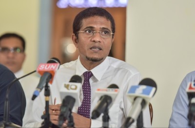 މައުމޫންގެ ސިޓީތަކާއި އެސްއެމްއެސް މެމްބަރުންނަށް ކިޔައިދެން: ނިހާން