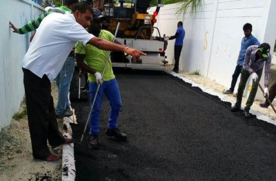 ވިލިނގިލީ މަގުތަކުގައި ތާރު އަޅަން ފަށައިފި