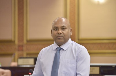 ފައިސާ ހޯދުމުގެ ވަސީލަތެއްގެ ގޮތުގައި ބިން ބޭނުންކޮށްގެން ނުވާނެ: އިދިކޮޅު މެމްބަރުން