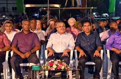 ރައީސް ބޭނުންފުޅުވަނީ އެމަނިކުފާނާ އެކު ރައްޔިތުން ތިބުން: ނައިބް ރައީސް