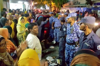 އިއްތިހާދުގެ އިސް ބޭފުޅުންތަކެއް ހޯދަން ފުލުހުން އެމްޑީޕީ ހަރުގެ އަށް