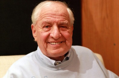 "ޕްރެޓީ ވުމަން" ގެ ޑައިރެކްޓަރު ގެރީ މާޝަލް މަރުވެއްޖެ