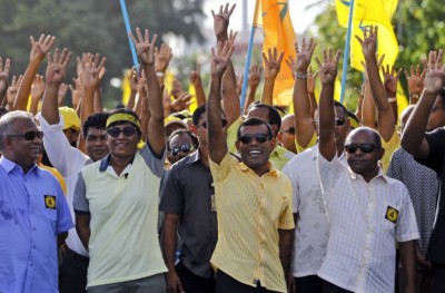އެންމެން ގައުމޭ، ރައްޔިތުންނޭ މި ކިޔަނީ ގައުމު ދެކެ ހަމަ ލޯބިވާތީތަ؟