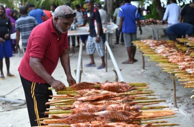 ބޮޑު ބާބެކިއުގައި އުލިގަމު ކޮންމެ މީހަކަށް މަހެއް