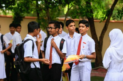 ދަރިވަރުންނަށް ލުއިކާނާ ދިނުމަކީ ހެދޭ ވަރަށް ބޮޑު ގޯހެއް