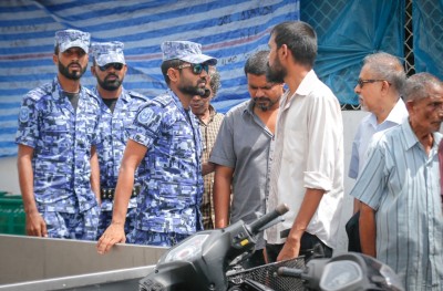 ޣައިރު ގާނޫނީ އަމުރަށް ތަބާނުވެގެން ވަކިކުރާ ފުލުހުންނާއި ސިފައިންނަށް އަލުން ވަޒީފާ ދޭނަން: އިއްތިހާދު