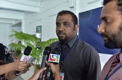 ފޮޓޯ ސްޓޯރީ: މޯލްޑިވިއަންގެ ފުރަތަމަ ލަގްޒަރީ ސީޕްލޭންގެ އުދުހުންތައް ފެށުން