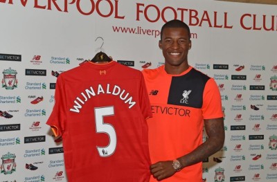 ލިވަޕޫލަށް ވައިނަލްޑަމް އާއި މެނިންއާ ސޮއިކޮށްފި