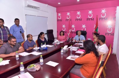 ބައްދަލުވުމަކަށް ތިން ފަހަރު މައުމޫން އެދުނު، އެތައް މަހެއްވީ އިރު ވެސް ޔާމީނު ޖަވާބެއް ނުދެއްވާ