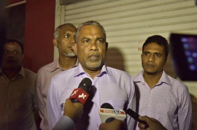 ވައުދުތައް ފުއްދުން ހަލުވިކުރަން އޮފިޝަލުންނާއި މެމްބަރުންނާ ރައީސް މަޝްވަރާކުރައްވައިފި