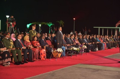 އިގްތިސާދުގެ ލަގަން ދިވެހިންގެ އަތްމައްޗަށް ގެންނަން ޖެހޭ: ރައީސް