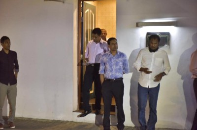 ވައުދުތައް ފުއްދުން ހަލުވިކުރަން އޮފިޝަލުންނާއި މެމްބަރުންނާ ރައީސް މަޝްވަރާކުރައްވައިފި
