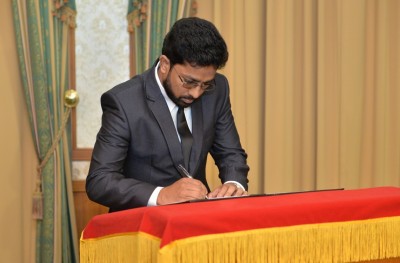 ހޯމް މިނިސްޓަރު ކަމަށް އަޒްލީން ހަމަޖައްސަވައިފި