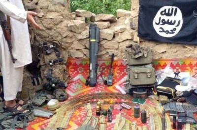 އެމެރިކާ ސިފައިންގެ އަތުން އަތުލި ހަތިޔާރުތަކެއް އައިއެސް އިން ދައްކާލައިފި