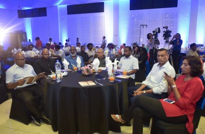 ހުޅުމާލޭގައި ހަަދާ "އެޕޯލޯ ޓަވާސް"ގެ ފްލެޓް ގަންނަން ބުކިން ހެދުމަށް ހުޅުވާލައިފި
