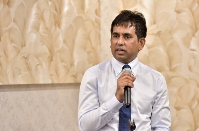 ގެޓްސެޓް ލޯނުން ބޭންކްތަކަށް ޒުވާން ވިޔަފާރިވެރިން ނަމޫނާ ދައްކައިދީފި: މިނިސްޓަރު