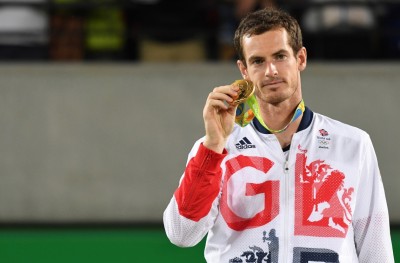 ރަން މެޑަލް ދިފާއުކޮށް މަރޭ އިނގިރޭސިން ފަހުރުވެރިކޮށްދީފި