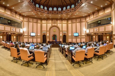މެމްބަރުންގެ އަދަދު ކޮންޓްރޯލްކުރަން ފާހެއް ނުވި
