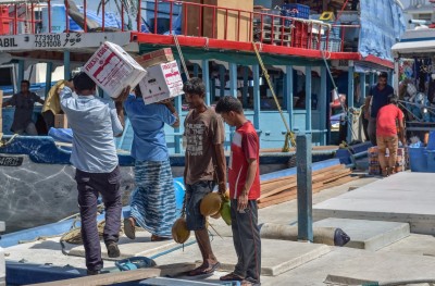 ބިދޭސީންގެ މުސާރަ ބޭންކަށް ޖަމާކުރަން މަޖުބޫރު ކުރާ އިސްލާހު މަޖިލީހުން ފާސްކޮށްފި