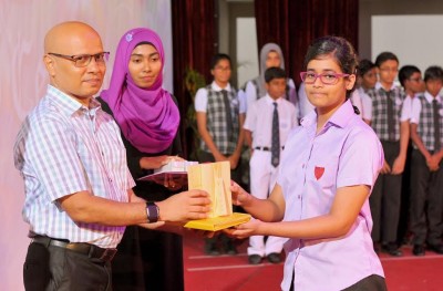 ގިޔާސުއްދީން ސްކޫލުން ރަންވަނަ ހޯދި ދަރިވަރުންނަށް އެވޯޑުތަކެއް