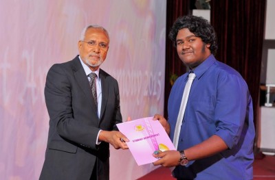 ގިޔާސުއްދީން ސްކޫލުން ރަންވަނަ ހޯދި ދަރިވަރުންނަށް އެވޯޑުތަކެއް