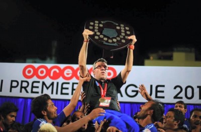 ނިއުގެ ކޯޗަކަށް އަނެއްކާ ވެސް ކަވަޒޮވިޗް