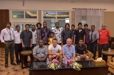 ދިވެހި ފުޓްބޯޅަ ކޮޅަށް ޖަހަން އެންމެންގެ އެހީ ބޭނުންވޭ: ޔަންކޭ