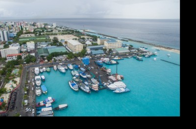 ޓީޖެޓީ ސަރަހައްދުގައި އޮތް ދޯންޏަކުން މޫދަށް ވެއްޓި ބިދޭސީއަކު މަރުވެއްޖެ