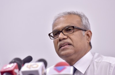 އދ. އަށް ރައީސާއި ނައިބު ރައީސް ވެސް ވަޑައެއް ނުގަންނަވާ، ފޮރިން މިނިސްޓަރު ފުރާވަޑައިގެންފި