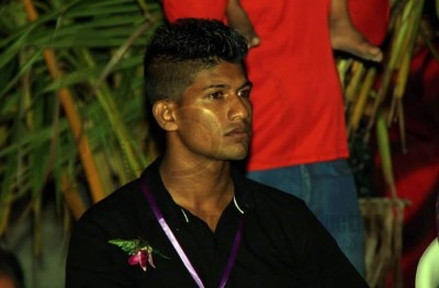 މަލިކު މީހުން ރާއްޖެ އަތުވެއްޖެ، ދިވެހިންނެކޭ ތަފާތެއް ނެތް