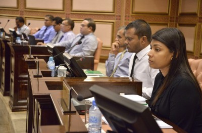 ބަޖެޓަށް ވޯޓު ނުދޭ މެމްބަރުންގެ ޕާޓީތަކަށް ފައިސާ ދޫނުކުރާ އިސްލާހު ހުށަހަޅަނީ