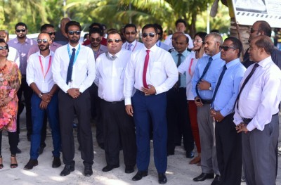 ސަފާރީތަކުން ކުނި އަޅާ މައްސަލަ ހައްލުކޮށްދޭން މިނިސްޓަރު އެދިވަޑައިގެންފި