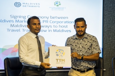 ދެ މިލިއަން ޓޫރިސްޓުން ގެނެސް، 3.5 ބިލިއަން ޑޮލަރުގެ އާމްދަނީއެއް ހޯދަން ބައިނަލްއަގުވާމީ ޓޫރިޒަމް ފެއާއެއް ބާއްވަނީ