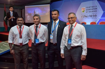 ސިޔާސީ ނުފޫޒާ ވާދަކޮށް ފުޓްބޯޅަ މޮޅުވާން ޖެހޭ!
