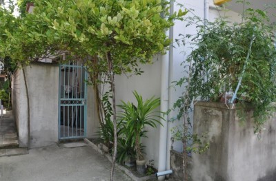 ހުޅުމާލެ ފްލެޓްތަކުގެ ހުސް ބިން ވިޔަފާރިއަށް ބޭނުންކުރާތީ ފިޔަވަޅު އަޅަނީ