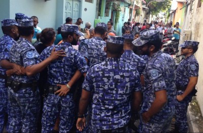 ކޮލަމް: ގާނޫނީ ދައުލަތެއް، ރައްޔިތުންގެ ވެރިކަމެއް