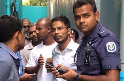 އަލްހާން އެމްޑީޕީން ވަކިކުރުމަށް ގައުމީ މަޖިލީހުގެ މެމްބަރުންތަކެއް ހުށަހަޅައިިފި
