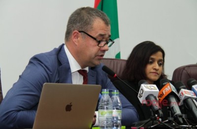 ކުރީގެ އިނގިރޭސި އިސް ސިޔާސީ ބޭފުޅަކު ދިވެހި ސަރުކާރަށް ލަފާ ދިން މައްސަލައެއް ފެންމަތިވެއްޖެ