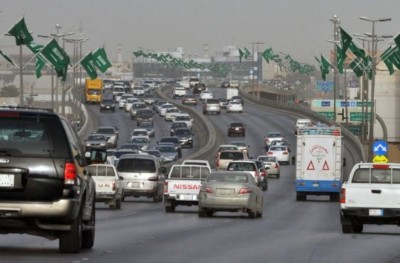 ސައުދީގައި ޑްރަައިވަރުން ޑްރަގަށް ޓެސްޓް ކުރަނީ