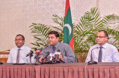 ޝަރުތު ކަނޑައެޅީ މަޝްވަރާގައި ފާރިސް ބައިވެރިވިޔަ ނުދޭން؟