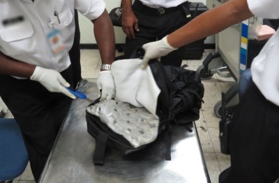 ބޮޑު އޮޕަރޭޝަންތަކެއް ހިންގައި 25 ކިލޯގެ މަސްތުވާތަކެތި އަތުލައިގެންފި