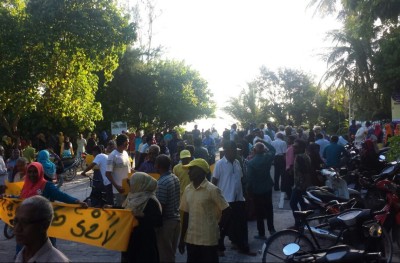 ކާޑުގެ މައްސަލާގައި ރައީސް "ހިމޭނުން" ހުންނަވާތީ އިދިކޮޅު ފަރާތްތަކުން ފާޑުކިޔައިިފި