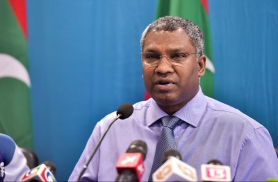 ކުޅުުދުއްފުށީ ޕޯޓު ހިންގަން މާލެއިން 40 ވަރަކަށް މުވައްޒަފުން ދަނީ، މުސާރަ ބޮޑެއް ނުކުރާނަން: އެމްޕީއެލް
