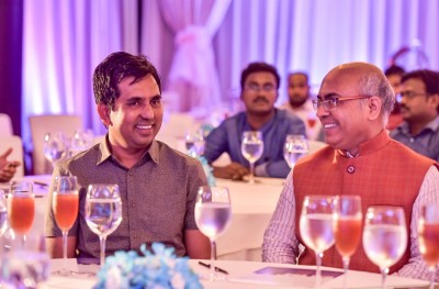 އިތުރު ގައުމުތަކުގެ ކުންފުނިތައް ގެނެސްގެން ދިވެހި ވިޔަފާރިވެރިންނާ އެކު ފޯރަމްތައް ބާއްވަނީ